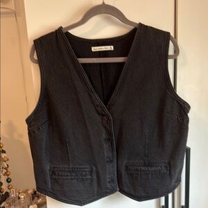 Abercrombie black denim vest